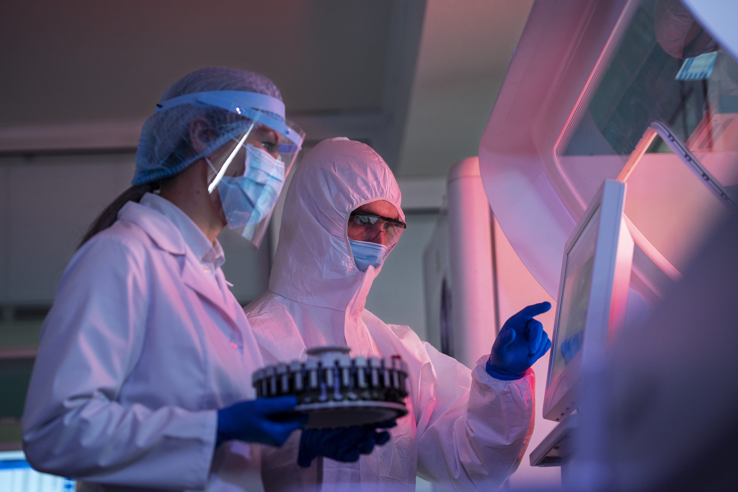 doctor-performing-medical-research-lab